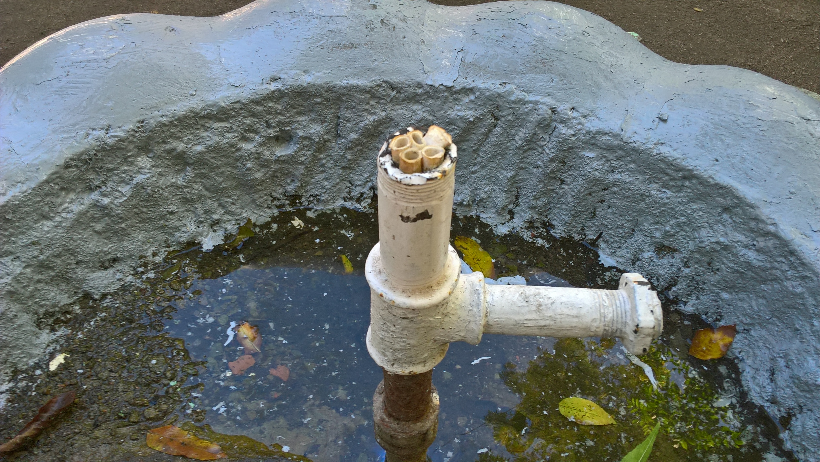 Фонтан во дворе на Шпалерной