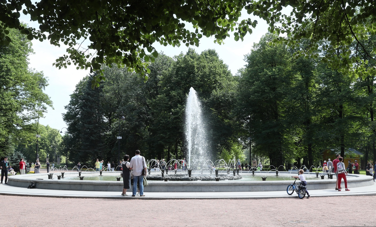 Фонтан Слава в парке Победы