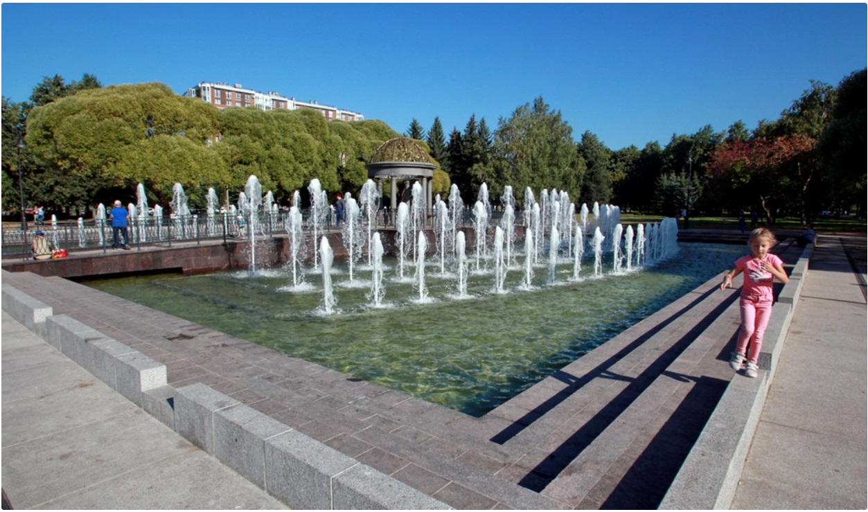 Фонтан в Любашинском саду